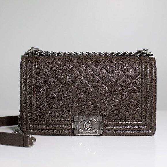 Chanel Caviar Chocolate Brown Quilted Medium Boy Bag - Picture 2 of 12